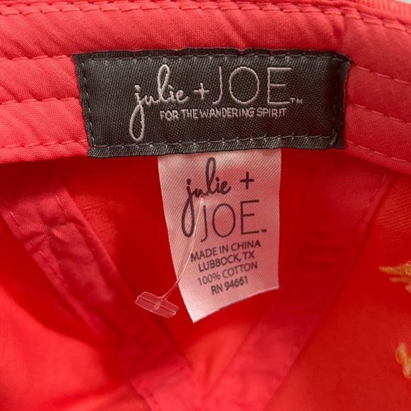 Fox Zion National Park Adorable Fox Cap with Floral Brim Julie+JOE 100% cotton - Picture 4 of 7